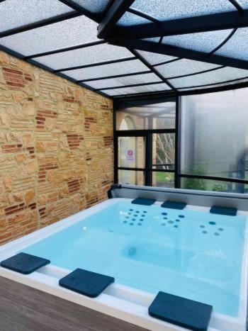 Hotel Clos La Boetie & 4*