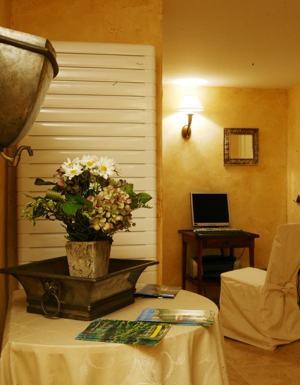 Hotel Clos La Boetie &