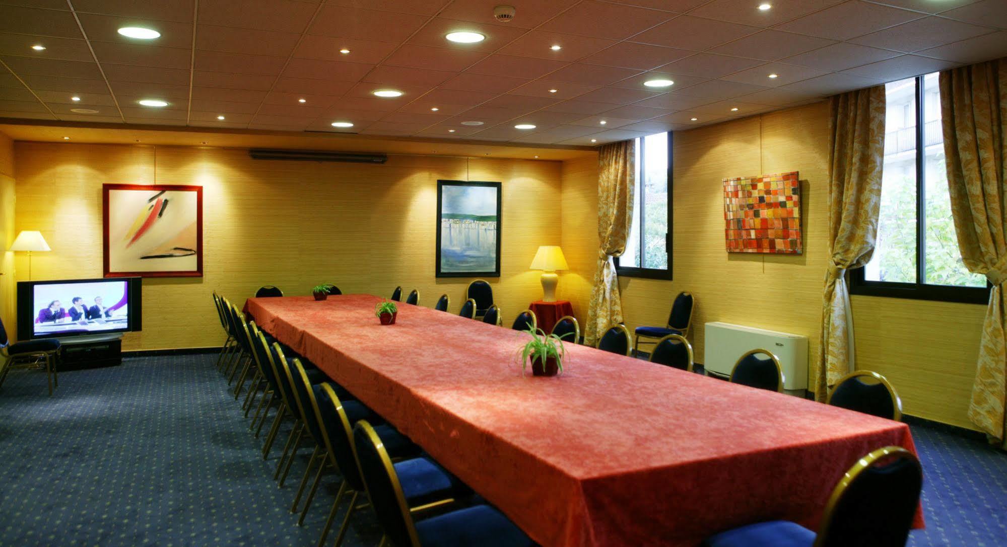Clos La Boetie & Hotel