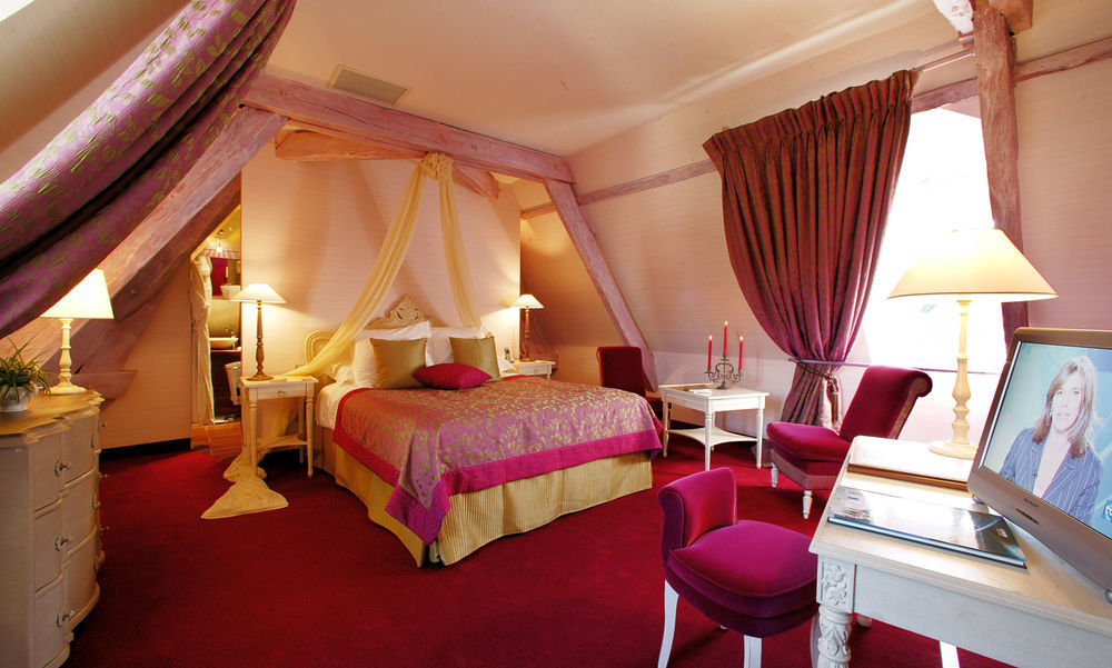 Hotel Clos La Boetie & 4*